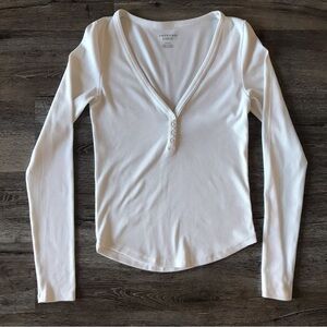 American Eagle AE Long-Sleeve Henley T-Shirt White